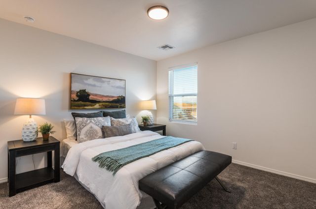 1927 Stryker Road SE, Albuquerque, NM 87106