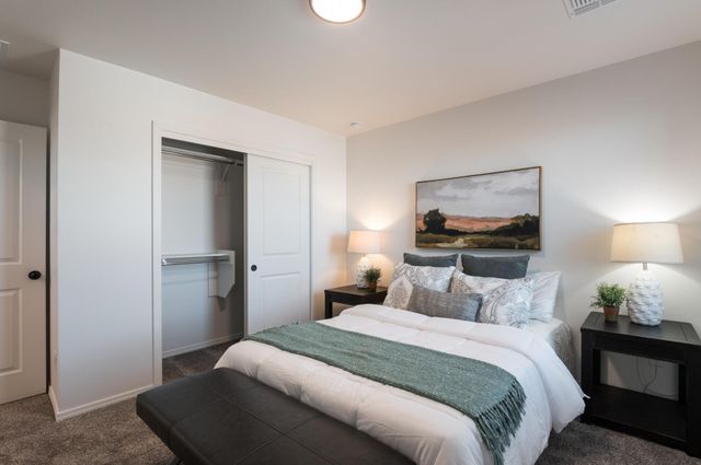 1927 Stryker Road SE, Albuquerque, NM 87106