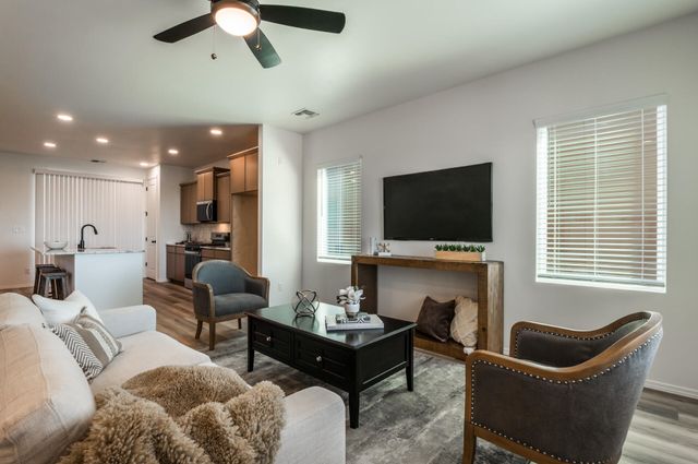 1927 Stryker Road SE, Albuquerque, NM 87106