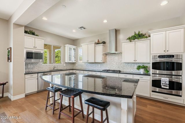 3732 E ELLIS Street, Mesa, AZ 85205