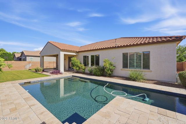 3732 E ELLIS Street, Mesa, AZ 85205