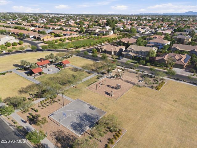 3732 E ELLIS Street, Mesa, AZ 85205