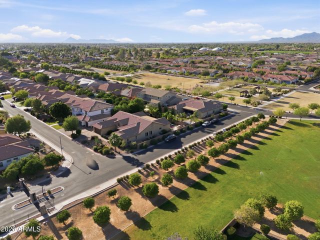 3732 E ELLIS Street, Mesa, AZ 85205