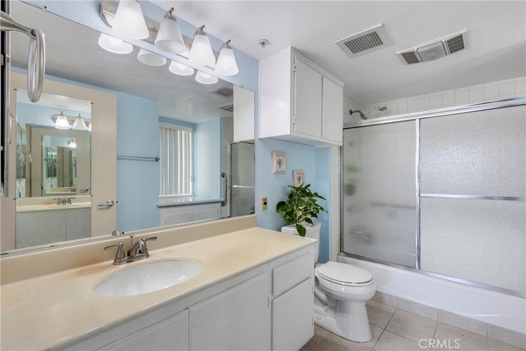 Image 12 of property listing at 321 N Orange Avenue 209, Monterey Park, CA 91755