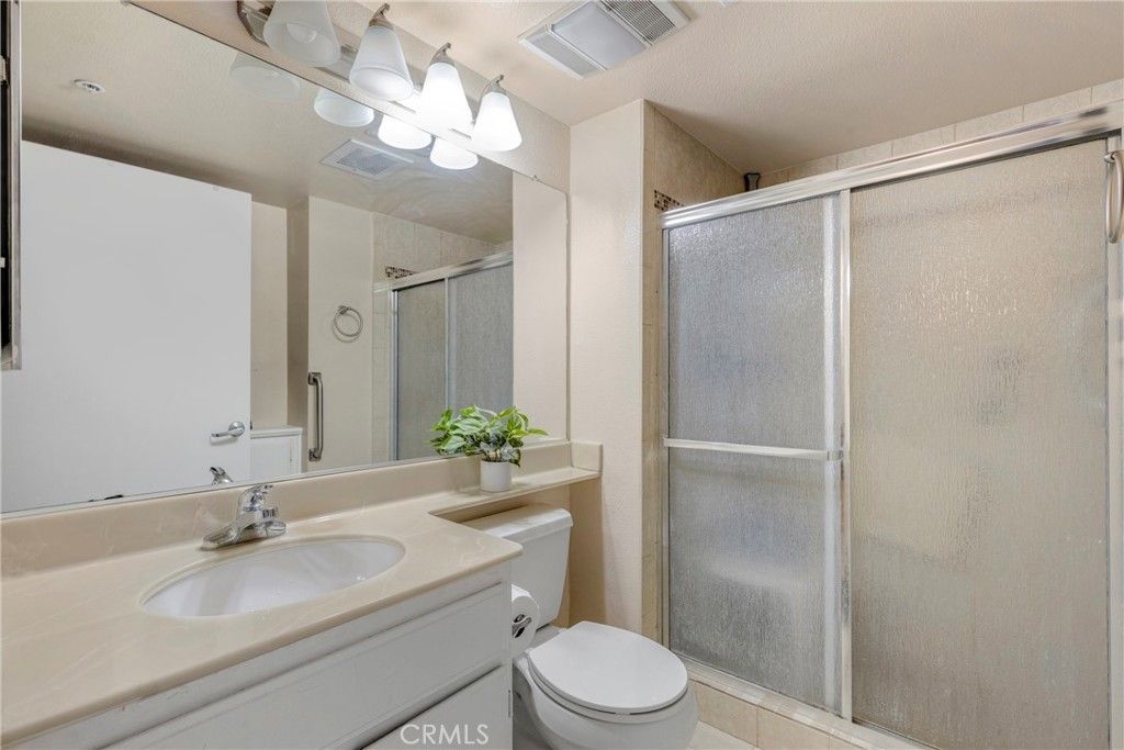 Image 15 of property listing at 321 N Orange Avenue 209, Monterey Park, CA 91755