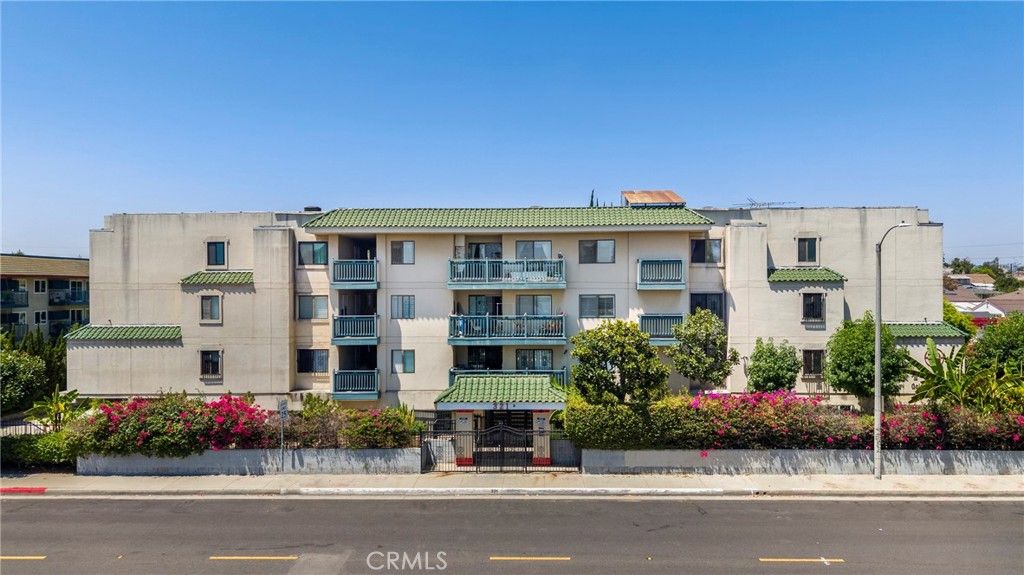 Image 25 of property listing at 321 N Orange Avenue 209, Monterey Park, CA 91755