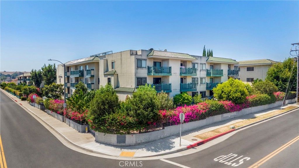 Image 27 of property listing at 321 N Orange Avenue 209, Monterey Park, CA 91755