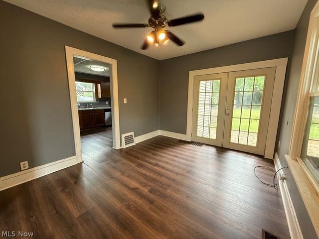 1467 Beardsley Street, Akron, OH 44301