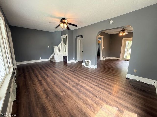 1467 Beardsley Street, Akron, OH 44301