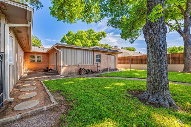 2620 Live Oak Street, San Angelo, TX 76901