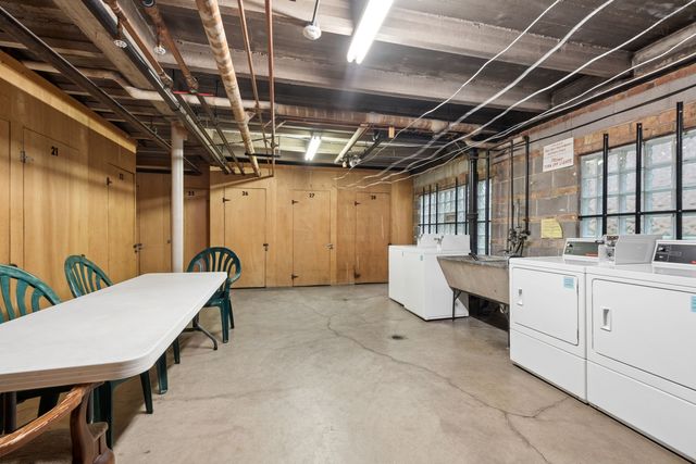 2300 Central Street 3, Evanston, IL 60201