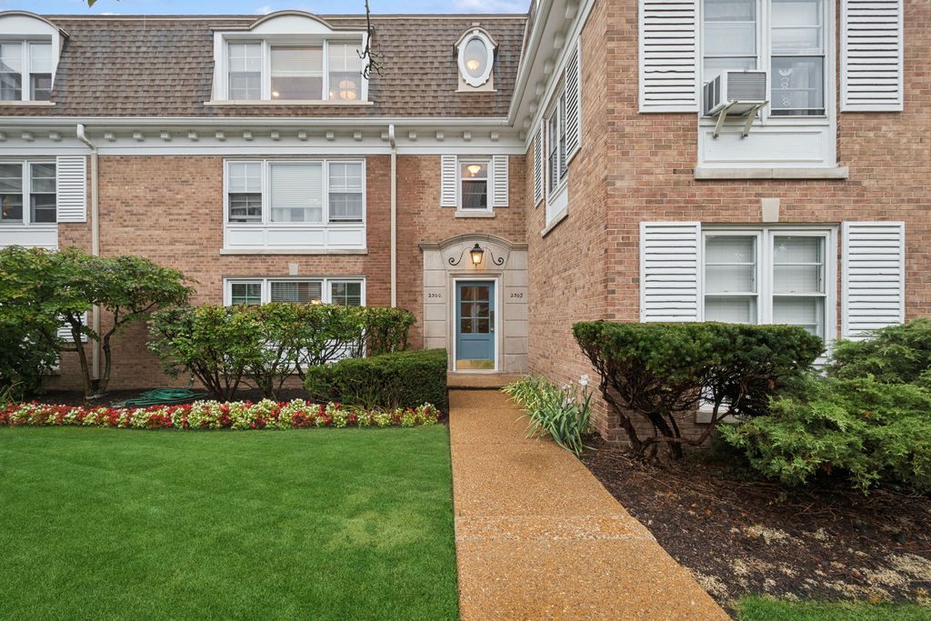 2300 Central Street 3, Evanston, IL 60201 — photo 3