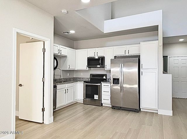 15677 N 29th Street, Phoenix, AZ 85032