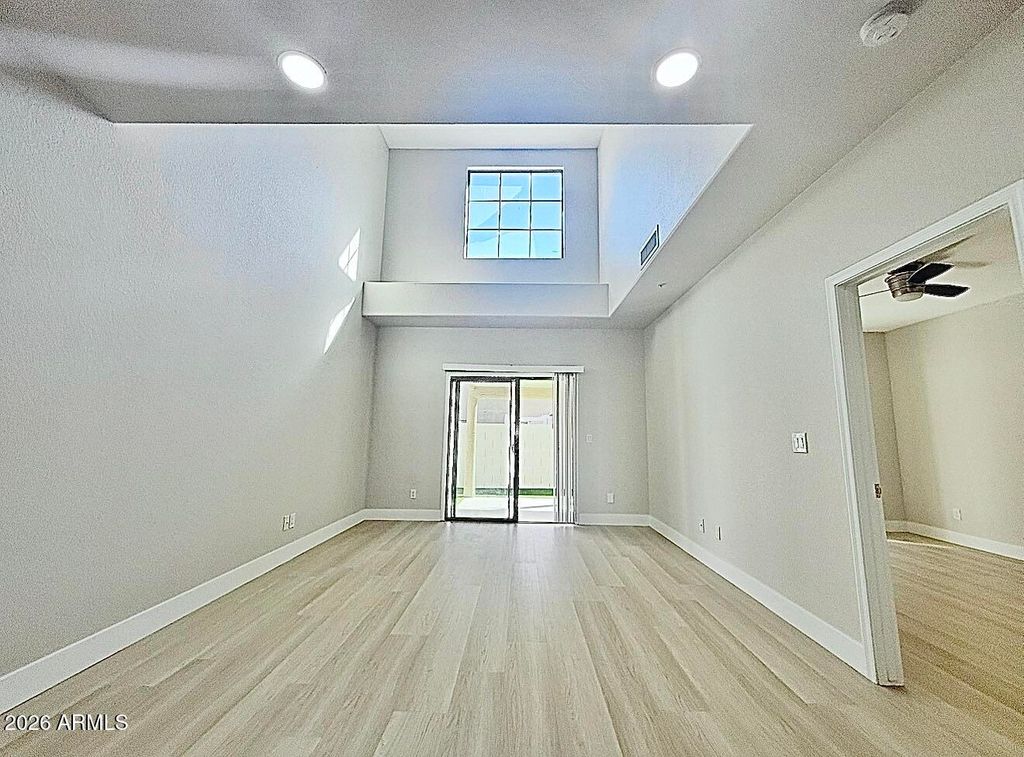 15677 N 29th Street, Phoenix, AZ 85032