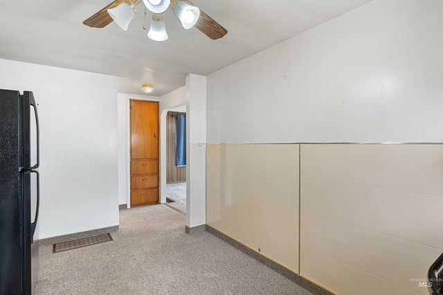 281 Lois St, Twin Falls, ID 83301