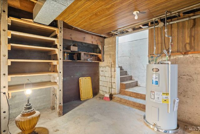 281 Lois St, Twin Falls, ID 83301