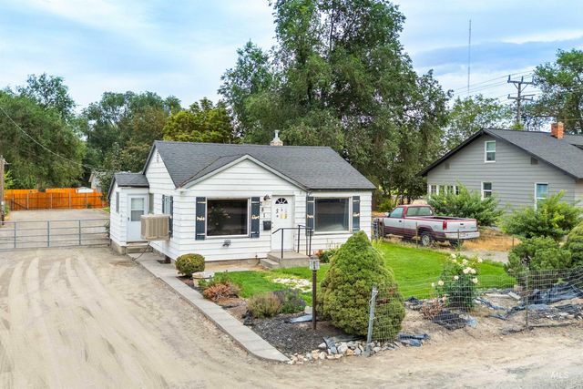 281 Lois St, Twin Falls, ID 83301