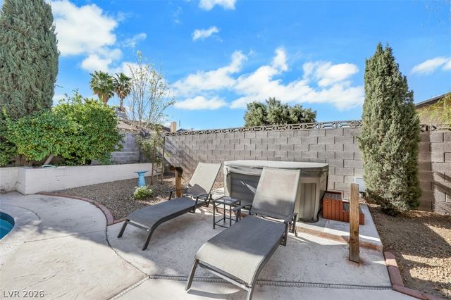 3225 Mountain Spring Road, Las Vegas, NV 89146