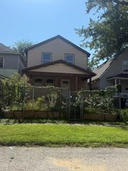 4411 E 10th Street, Kansas City, MO 64127