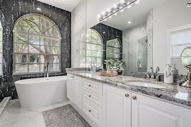 28335 GLADE FERN COURT, Wesley Chapel, FL 33543