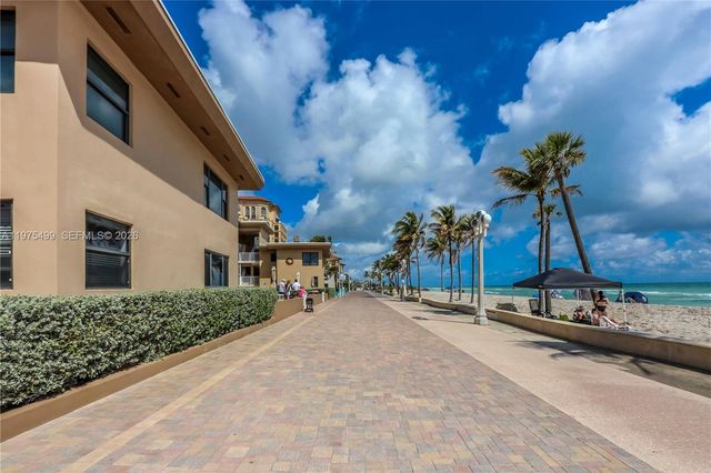 302 New Hampshire St 3AB, Hollywood, FL 33019