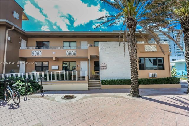 302 New Hampshire St 3AB, Hollywood, FL 33019