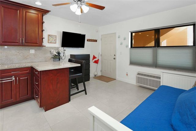 302 New Hampshire St 3AB, Hollywood, FL 33019