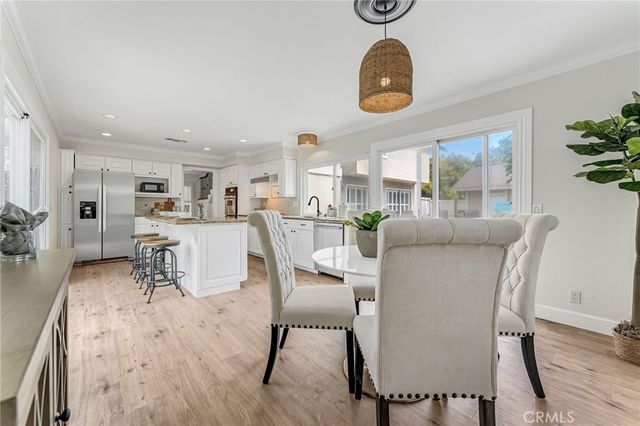 11 Almond Tree, Irvine, CA 92612