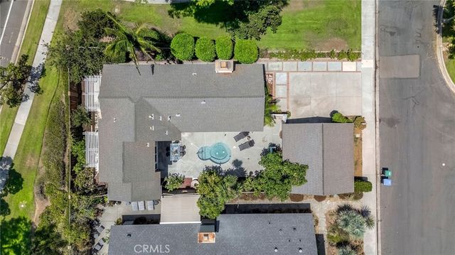 11 Almond Tree, Irvine, CA 92612