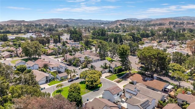 11 Almond Tree, Irvine, CA 92612