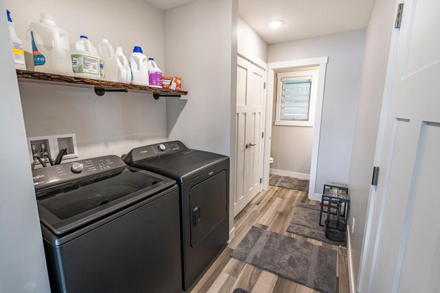 619 Nokomis Drive, Osceola, WI 54020