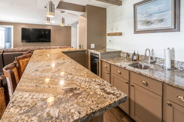 619 Nokomis Drive, Osceola, WI 54020