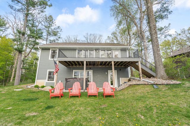 619 Nokomis Drive, Osceola, WI 54020