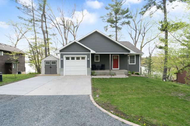 619 Nokomis Drive, Osceola, WI 54020