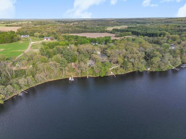 619 Nokomis Drive, Osceola, WI 54020