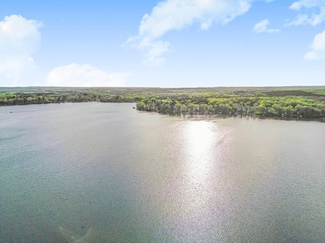 619 Nokomis Drive, Osceola, WI 54020