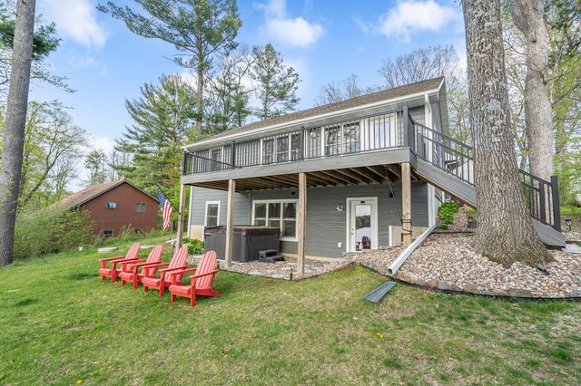619 Nokomis Drive, Osceola, WI 54020