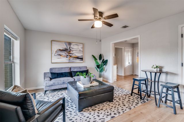 406 Freeman Street, Mesquite, TX 75149