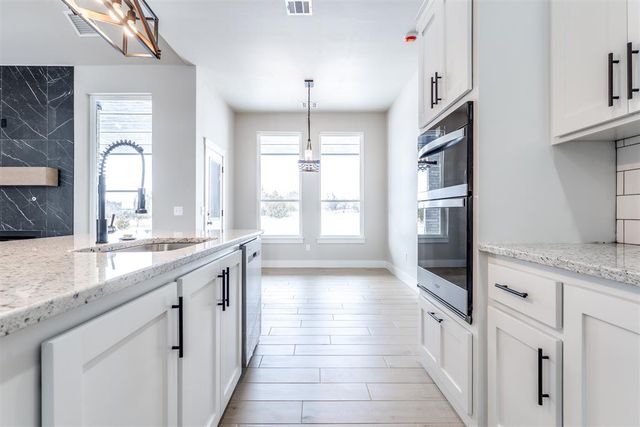 2434 Wind River Circle, Blanchard, OK 73010