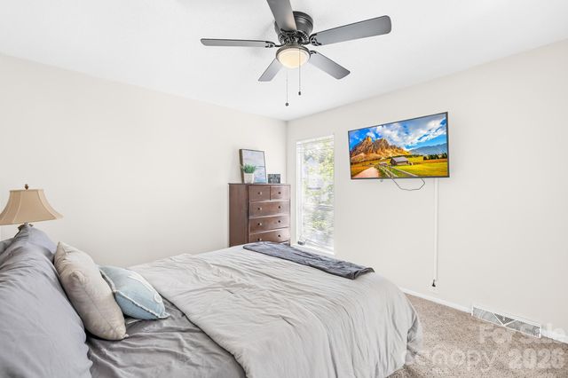 7407 Mystic Lane, Charlotte, NC 28227