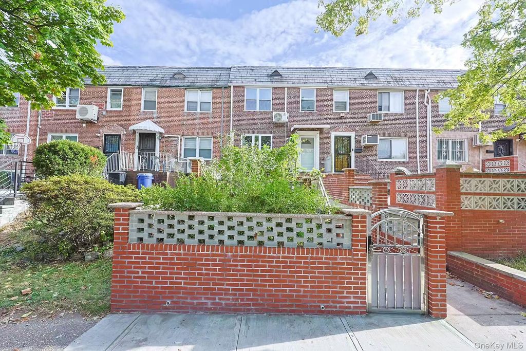 14742 77th Avenue, Flushing, NY 11367