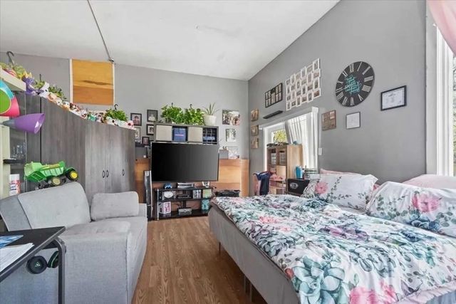 83 West Main St, Orange, MA 01364