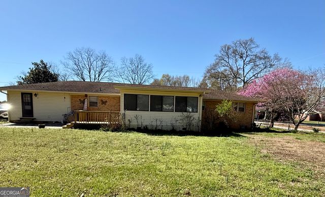 455 Nancy Drive, Hartwell, GA 30643