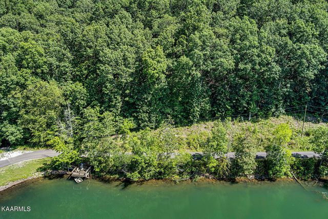 748 Laurel Lake Circle, Madisonville, TN 37354