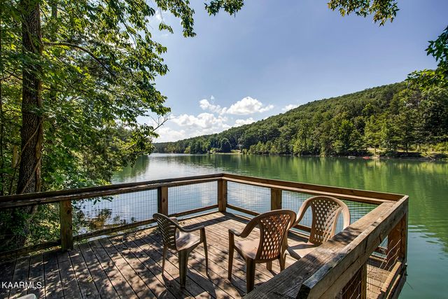 748 Laurel Lake Circle, Madisonville, TN 37354