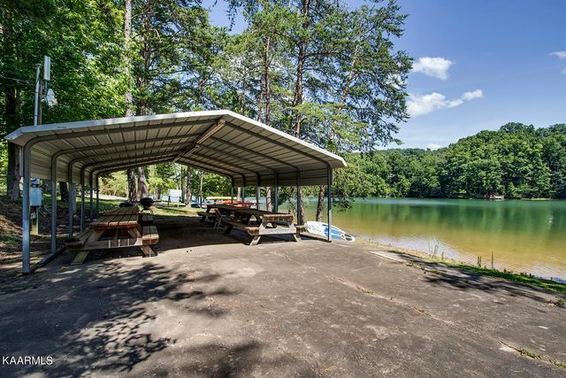 748 Laurel Lake Circle, Madisonville, TN 37354