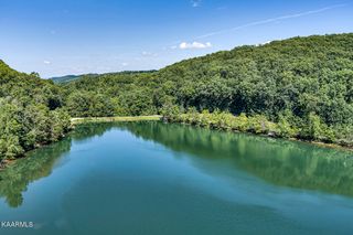 748 Laurel Lake Circle, Madisonville, TN 37354