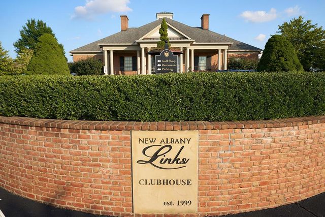 7505 Steeplechase Lane, New Albany, OH 43054