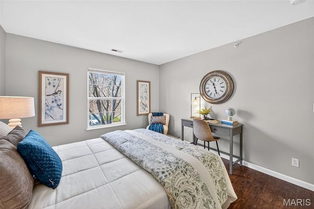 420 Benton Dr G, St Peters, MO 63376