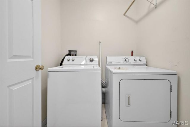 420 Benton Dr G, St Peters, MO 63376